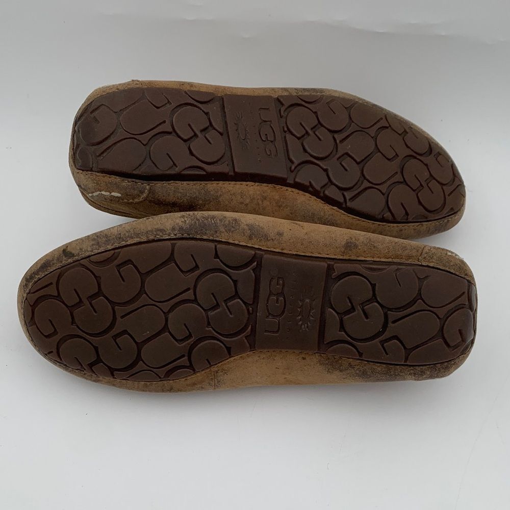 UGG Tan Suede Moccasin Slippers woman’s size 7 - Picture 13 of 13
